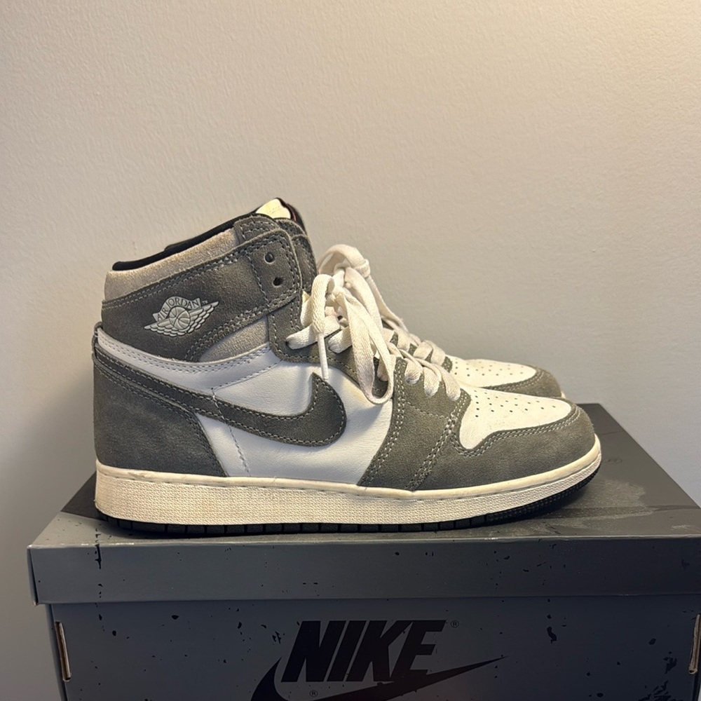 Nike Air Jordan High-Top Sneakers in Gray and White